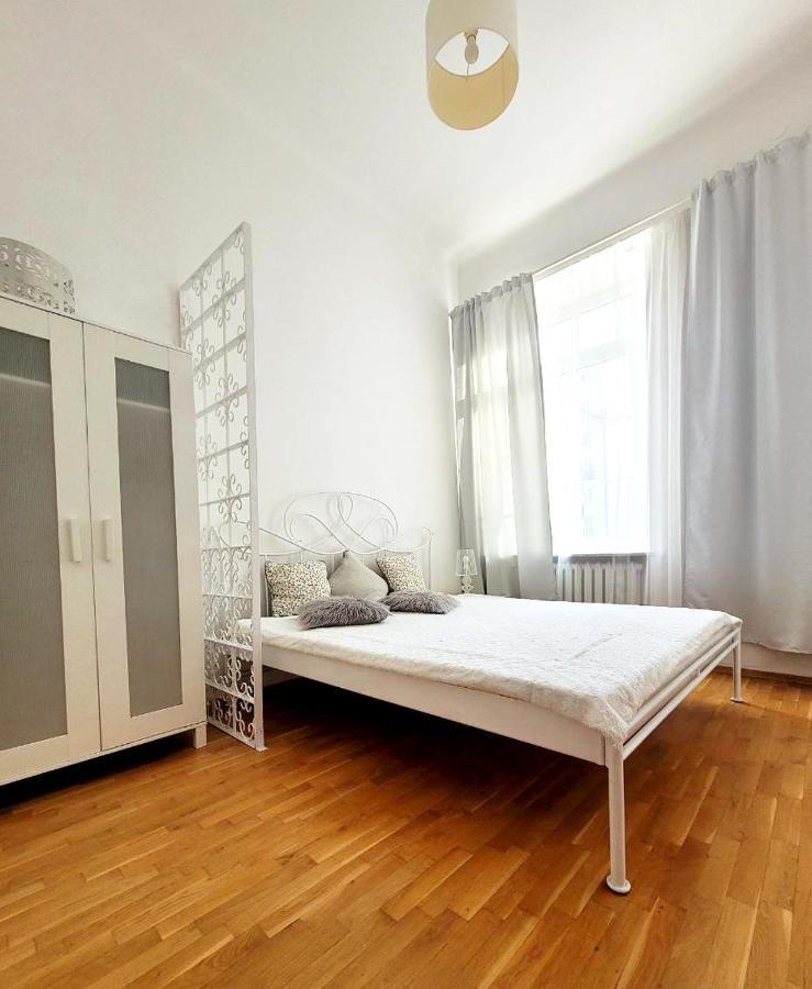 Przytulne Apartamenty W Centrum Warszawy Lok 2 Varsovia Exterior foto