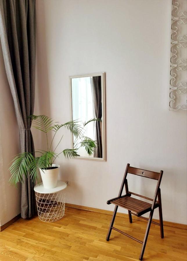 Przytulne Apartamenty W Centrum Warszawy Lok 2 Varsovia Exterior foto