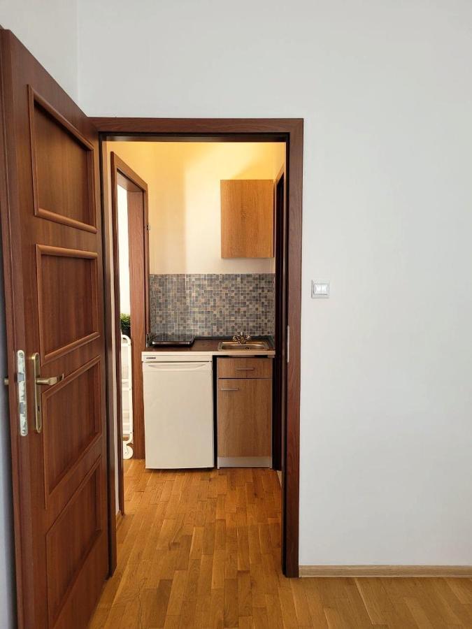 Przytulne Apartamenty W Centrum Warszawy Lok 2 Varsovia Exterior foto